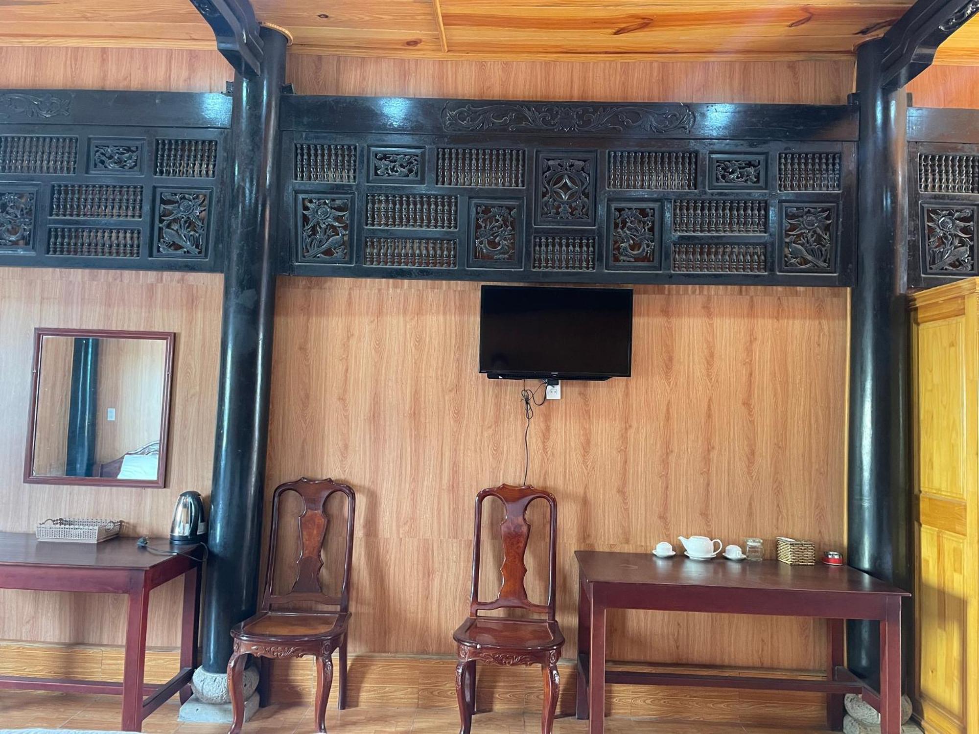 Khach San Huong Xua Hotell Hà Tiên Exteriör bild