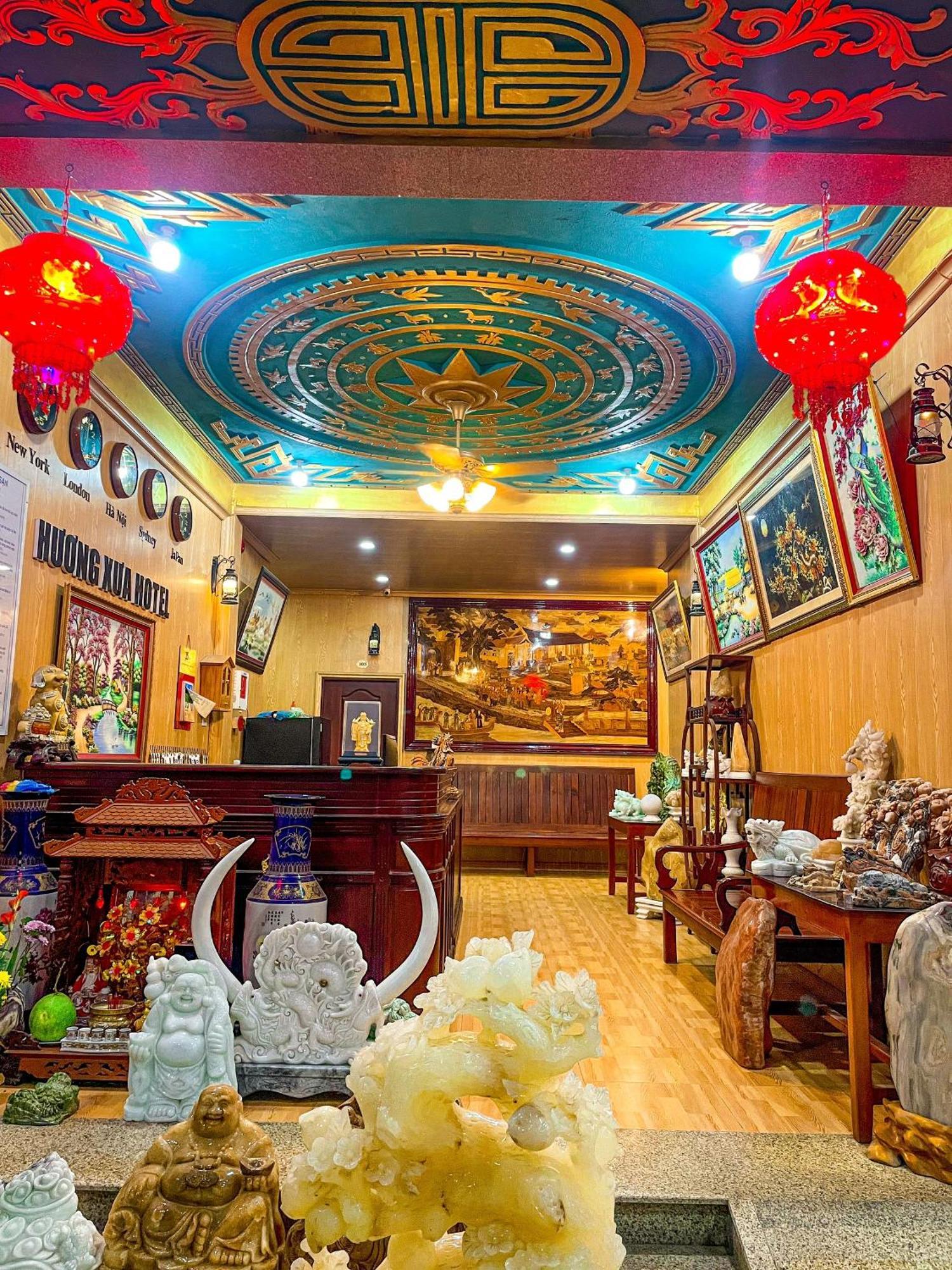 Khach San Huong Xua Hotell Hà Tiên Exteriör bild